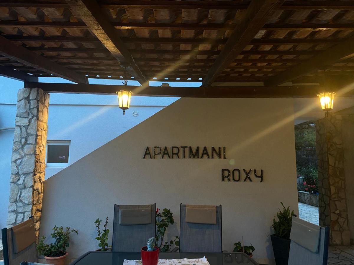 Apartmani Roxy Ловиште Экстерьер фото